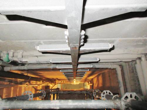 Leitern mit Fallschutzschiene