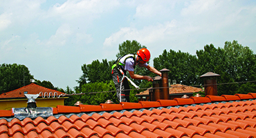 Travaux en hauteur : dans quelle mesure le poids du corps affecte-t-il la sécurité?