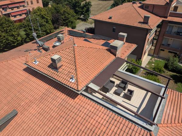 Condominio sottotetto muricci tavelloni